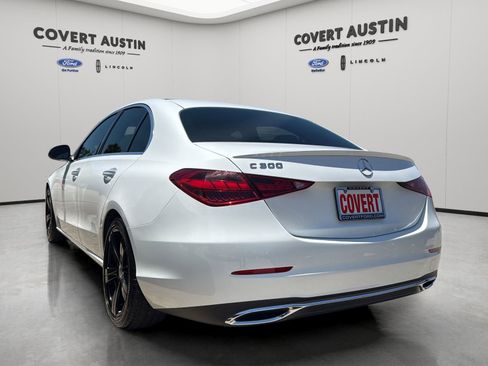 Used 2022 Mercedes-Benz C 300 Sedan image 3