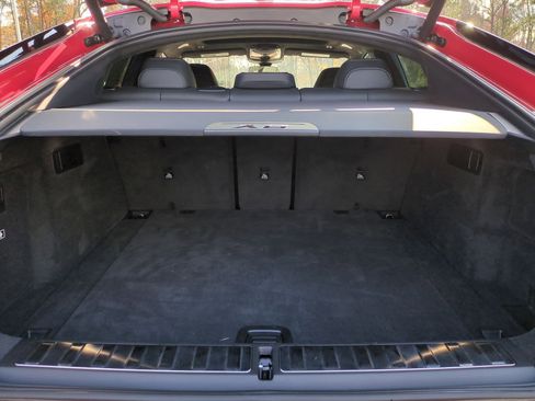 Used 2025 BMW X6 M Competition w/ Executive Package image 33