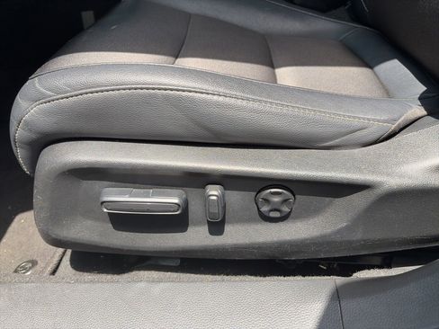 Used 2019 Honda Accord Sport image 15