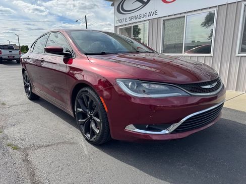 Used 2016 Chrysler 200 S w/ Sun & Sound Group FWD image 9