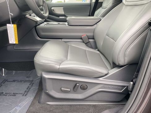 New 2026 Ford Expedition Max Active AWD/4WD image 12