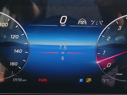 Certified 2026 Mercedes-Benz GLS 450 4MATIC image 25