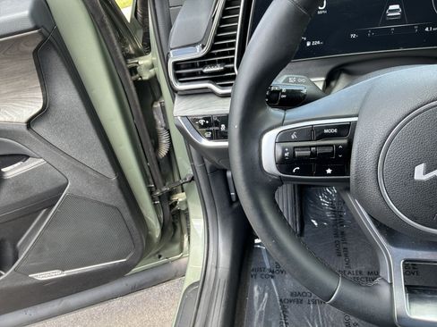 Used 2025 Kia Sportage X-Pro AWD/4WD image 19