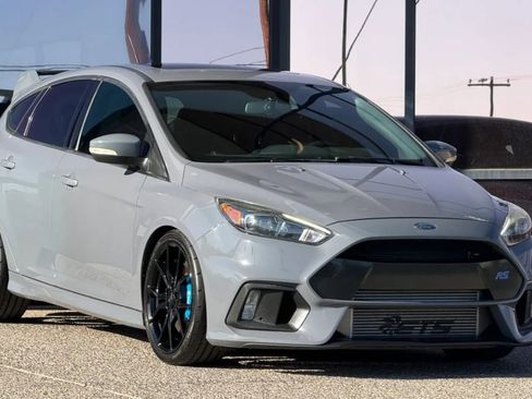 Used 2016 Ford Focus RS AWD/4WD image 23