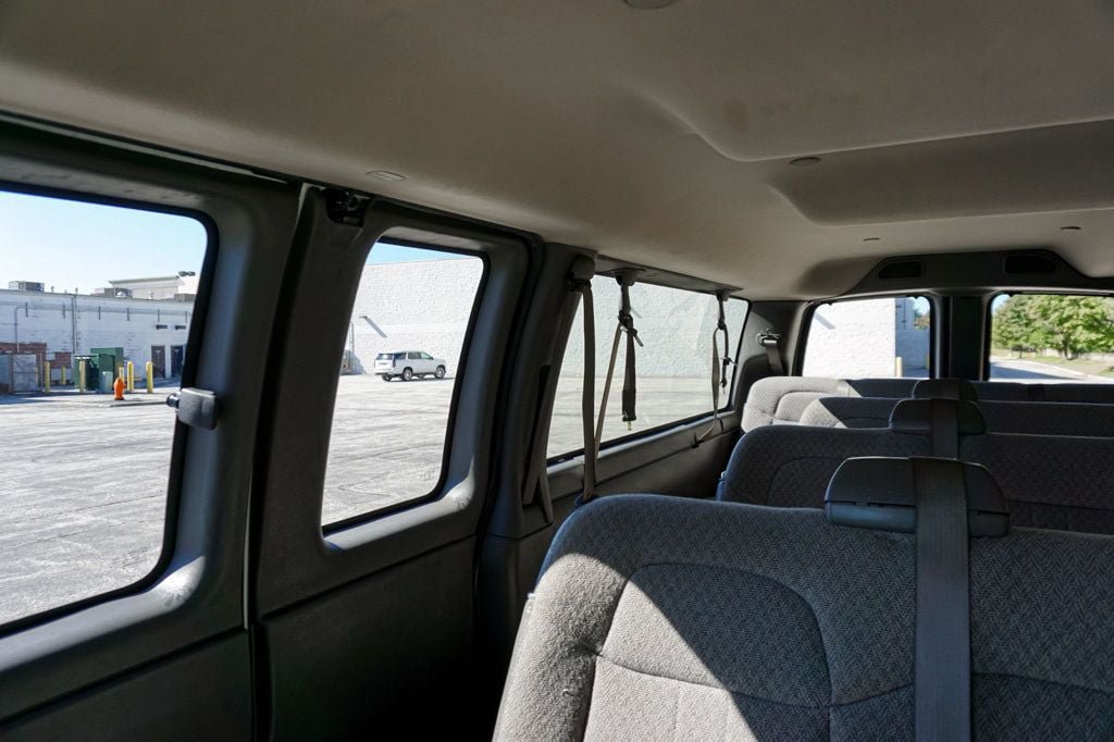 Used 2017 Chevrolet Express 3500 LT w/ LT Preferred Equipment Group RWD image 34