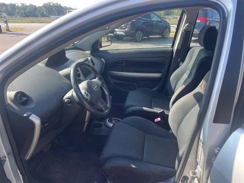 Used 2006 Scion xA FWD image 10