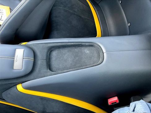 Used 2023 Ferrari Roma RWD image 13