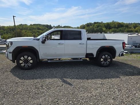 New 2026 GMC Sierra 2500 Denali w/ Denali Reserve Package image 2