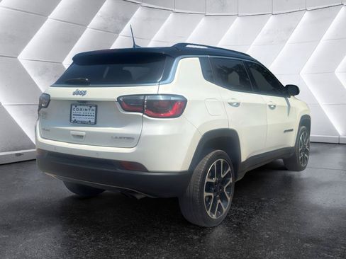 Used 2018 Jeep Compass Limited w/ Navigation Group AWD/4WD image 7
