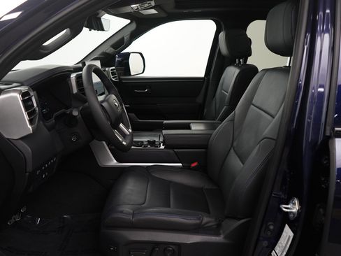 Used 2025 Toyota Sequoia Platinum image 15