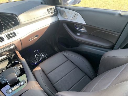 Used 2022 Mercedes-Benz GLS 450 4MATIC image 14