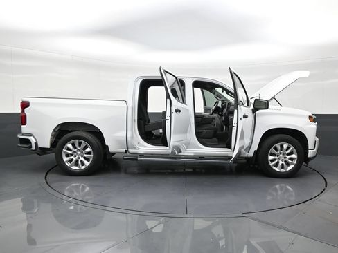 Used 2021 Chevrolet Silverado 1500 Custom w/ Custom Max Trailering Package AWD/4WD image 28