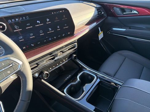 New 2026 Chevrolet Traverse Z71 w/ Enhanced Driving Package image 32