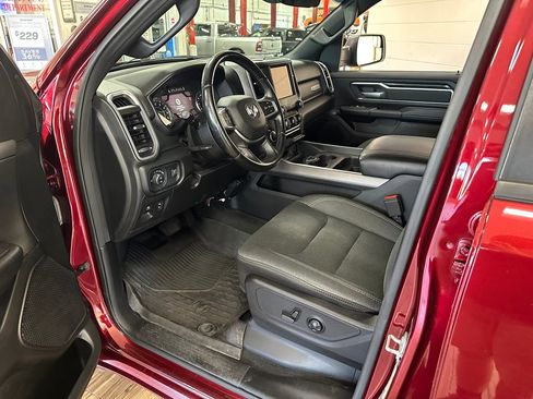 Used 2021 RAM 1500 Big Horn AWD/4WD image 9