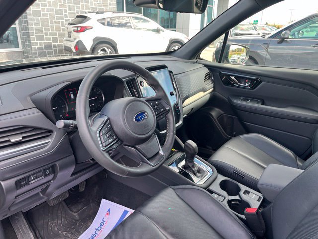Used 2025 Subaru Forester Limited AWD/4WD image 5