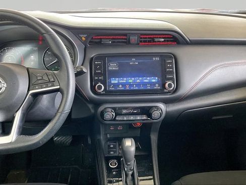 Used 2024 Nissan Kicks SR FWD image 9
