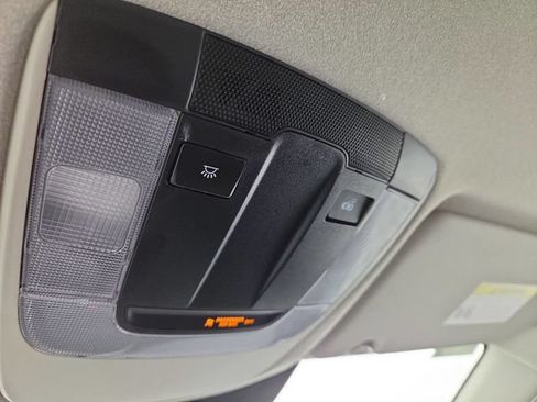 Used 2026 Kia Niro LX FWD image 28