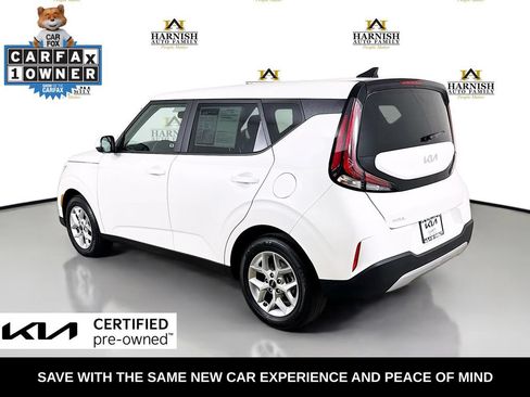 Certified 2025 Kia Soul LX w/ LX Technology Package FWD image 5