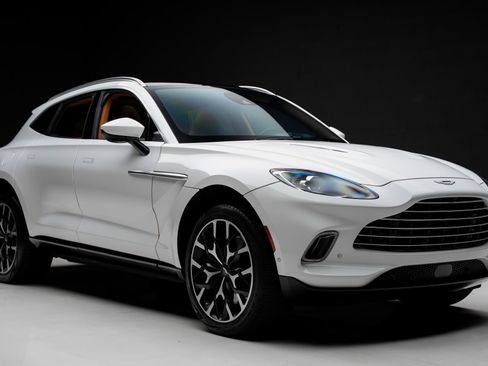 Used 2023 Aston Martin DBX AWD/4WD image 87