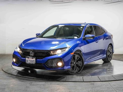 Used 2018 Honda Civic EX-L image 1