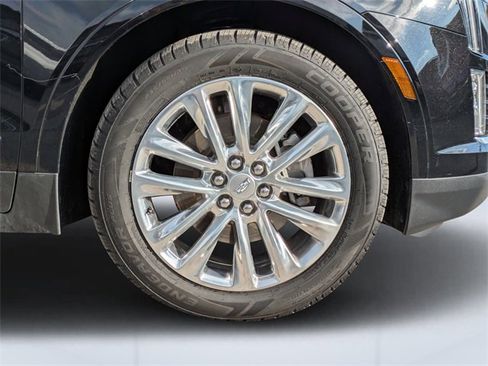 Used 2019 Cadillac XT5 Premium Luxury image 10