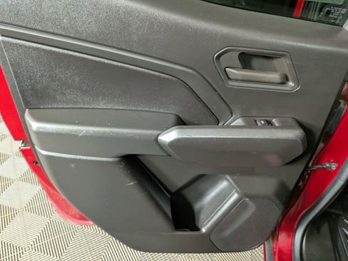 Certified 2024 Chevrolet Colorado Trail Boss w/ Technology Package image 27