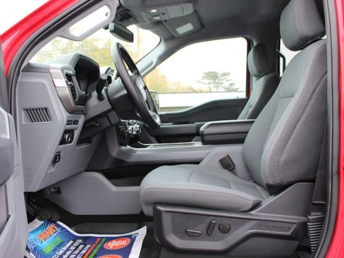 Used 2024 Ford F150 XLT w/ Equipment Group 302A MID image 15