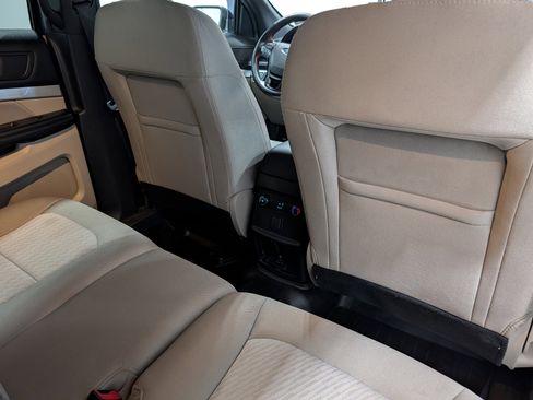 Used 2018 Ford Explorer 4WD image 19