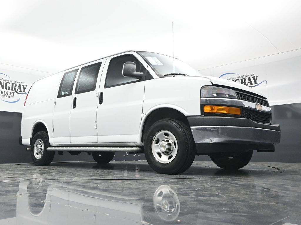 Used 2025 Chevrolet Express 2500 w/ Driver Convenience Package RWD image 26