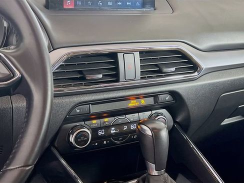 Used 2016 MAZDA CX-9 Touring image 17