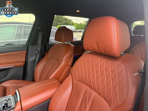Certified 2025 BMW X7 M60i w/ Executive Package AWD/4WD image 3