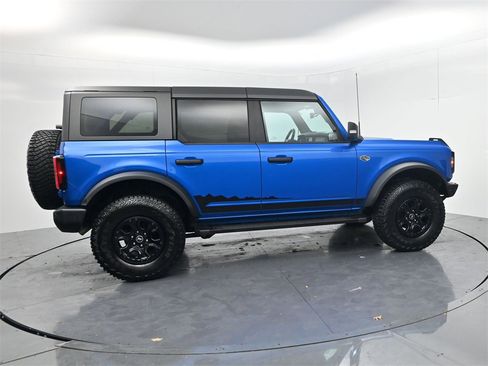 Used 2022 Ford Bronco Wildtrak image 8