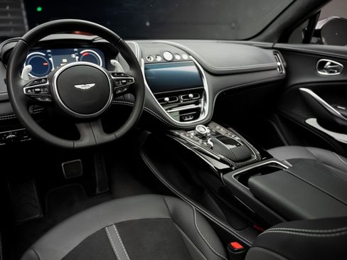 Used 2023 Aston Martin DBX 707 AWD/4WD image 2