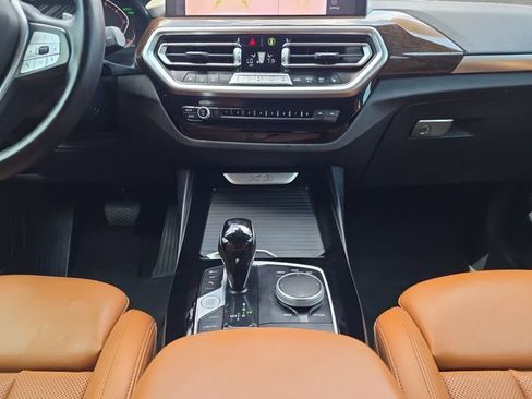 Used 2023 BMW X3 sDrive30i w/ Premium Package RWD image 3