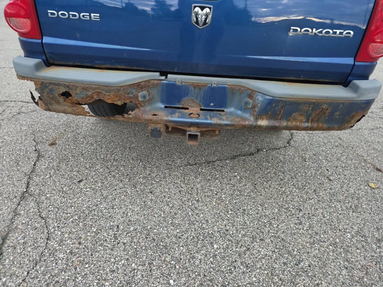 Used 2009 Dodge Dakota ST w/ Exterior Appearance Group RWD image 29