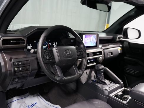 New 2025 Toyota Tacoma SR5 image 12