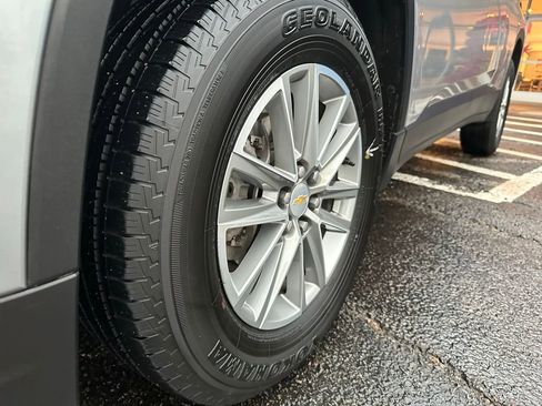 Certified 2023 Chevrolet Traverse LT image 10