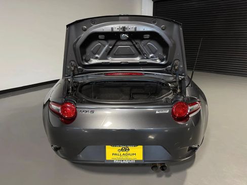 Used 2016 MAZDA MX-5 Miata Club RWD image 13