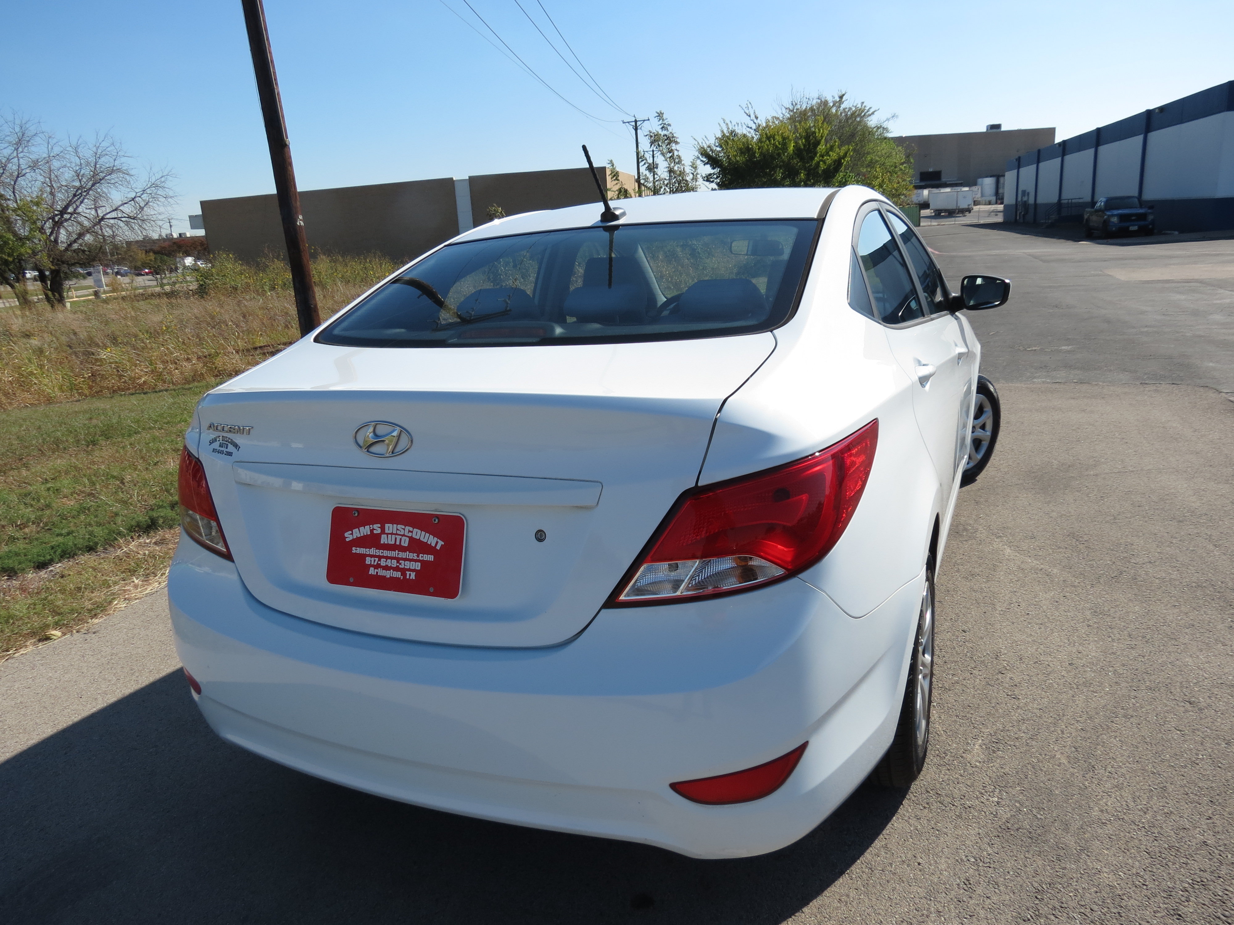 Used 2016 Hyundai Accent SE w/ Option Group 02 FWD image 4