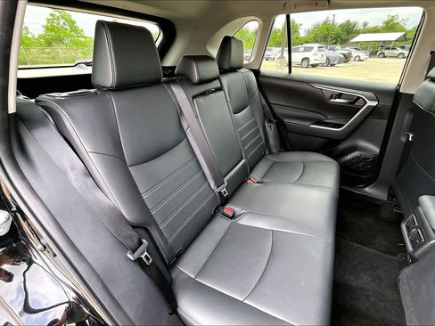 Used 2024 Toyota RAV4 XLE Premium FWD image 20