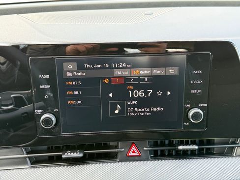 New 2025 Kia Sportage LX image 14