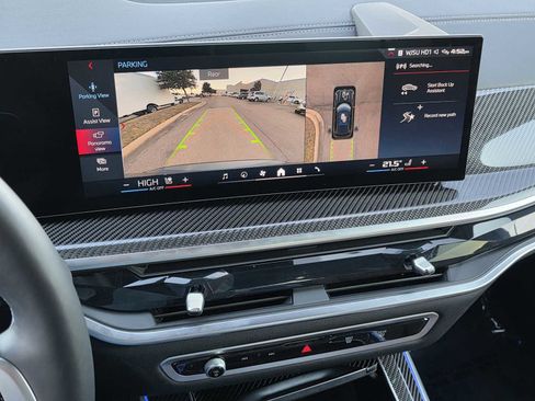 Used 2026 BMW X5 M60i image 10