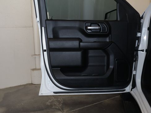 Used 2022 Chevrolet Silverado 1500 W/T w/ WT Value Package AWD/4WD image 35