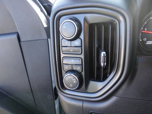 Used 2022 Chevrolet Silverado 2500 W/T w/ WT Convenience Package AWD/4WD image 48