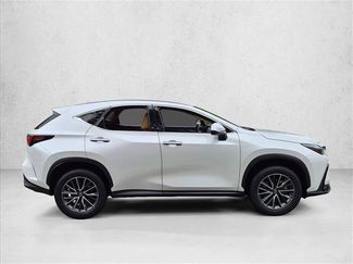 Used 2025 Lexus NX 250 FWD w/ Towing Package (2000 Lbs) video 4
