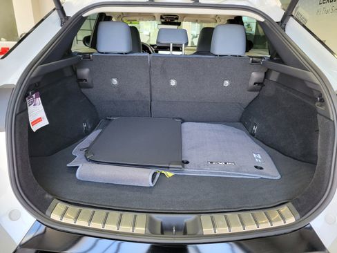 Certified 2023 Lexus RZ 450e Premium image 14