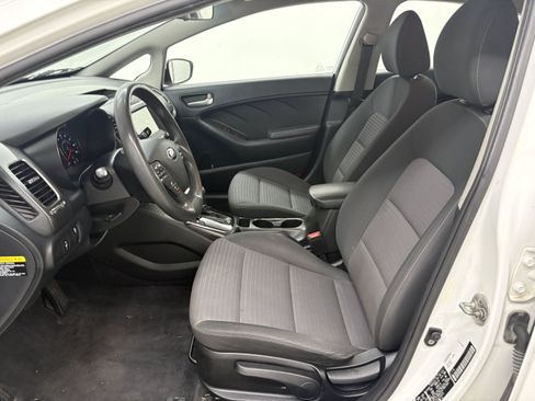 Used 2018 Kia Forte LX w/ LX Popular Package FWD image 10