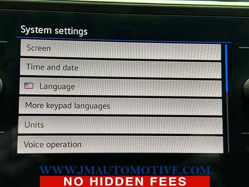 Used 2021 Volkswagen Tiguan SE R-Line image 30