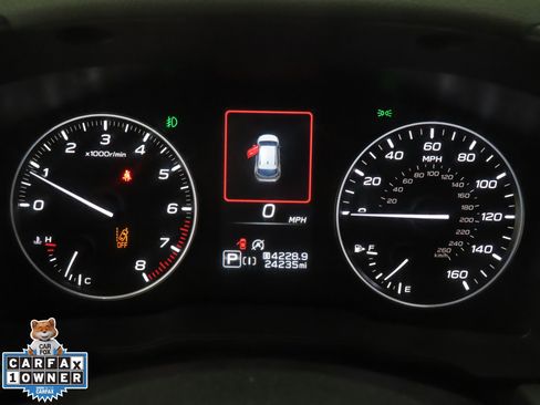 Used 2024 Subaru Crosstrek 2.0i Premium image 14