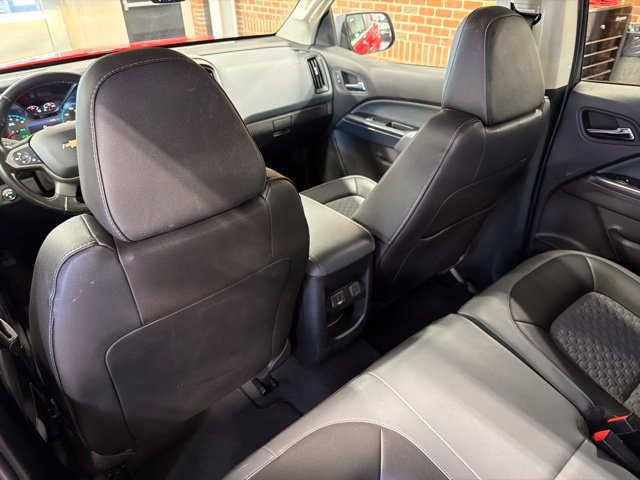 Used 2019 Chevrolet Colorado Z71 AWD/4WD image 30